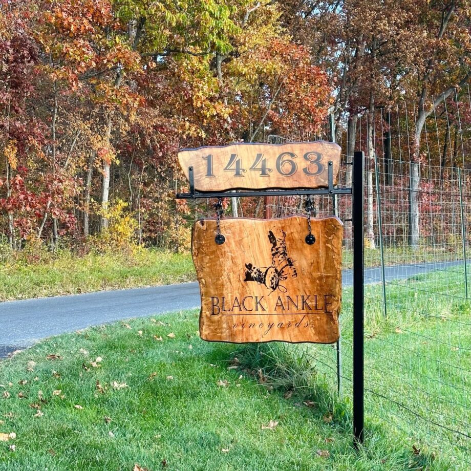 Black Ankle Winery Sign