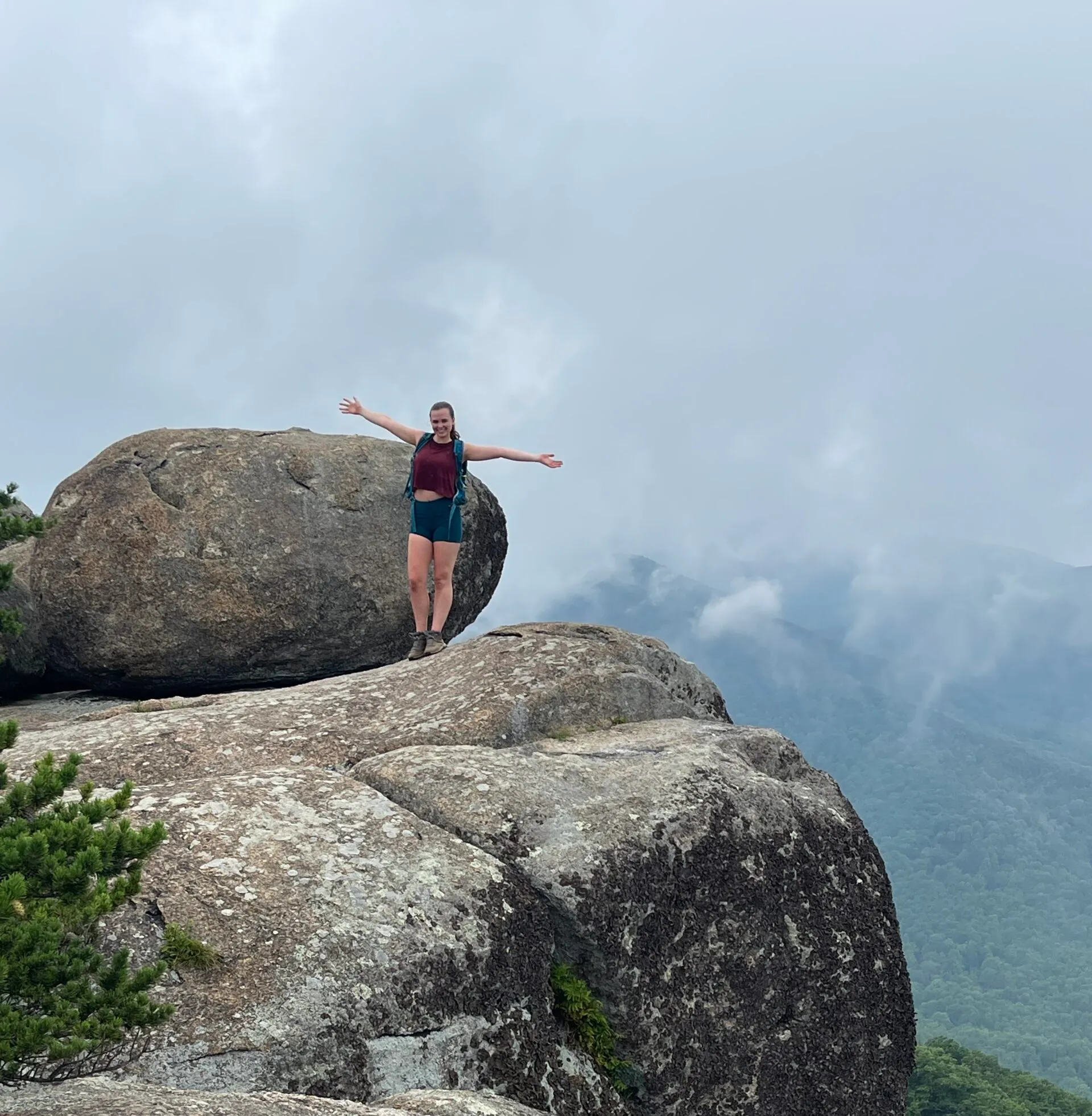 Old rag loop hike summit scaled e1721849329867