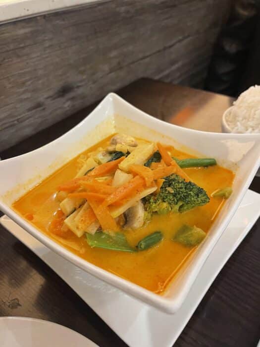 Sumittra Red Curry