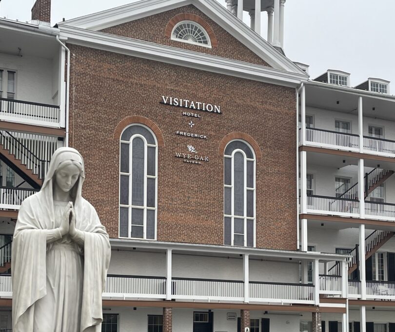 Visitation Hotel Frederick Exterior Front