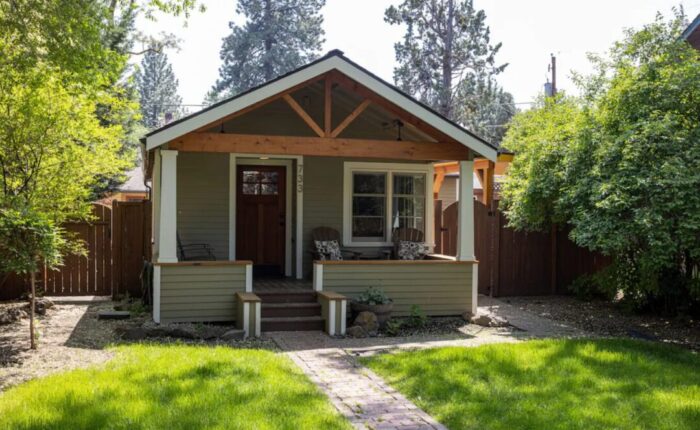 Modern-mill-cottage-downtown-bend-oregon